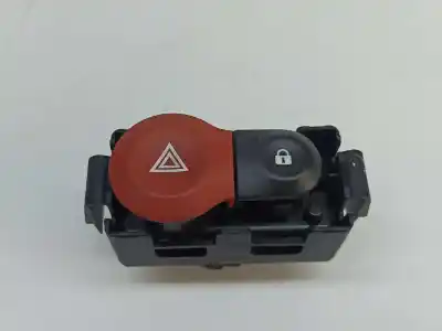 Second-hand car spare part hazard warning lights for renault clio iii tom tom edition oem iam references 8200214896  8200214896a Second-hand car spare part hazard warning lights for renault clio iii tom tom edition oem iam references 8200214896  8200214896a