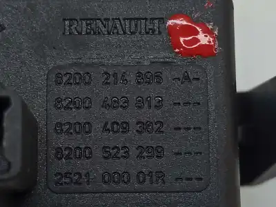 Second-hand car spare part hazard warning lights for renault clio iii tom tom edition oem iam references 8200214896  8200214896a Second-hand car spare part hazard warning lights for renault clio iii tom tom edition oem iam references 8200214896  8200214896a