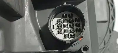 Pezzo di ricambio per auto di seconda mano faro anteriore sinistro per land rover range rover (lm) v8 td vogue riferimenti oem iam lr143003 ah4213w030ed ah4213w030ec / lr026160