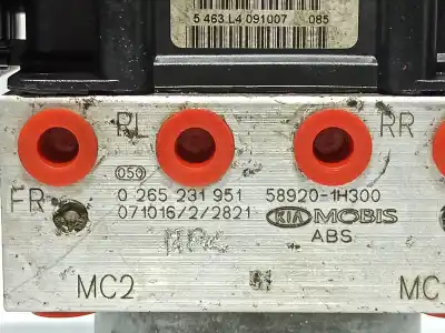 Peça sobressalente para automóvel em segunda mão abs por kia pro_cee´d ex referências oem iam 589201h300 589201h3a0 58920-1h300 / 0265231951 / 0265500637