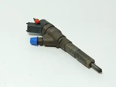 Second-hand car spare part Injector for PEUGEOT 206 BERLINA XT OEM IAM references 9635196580 198093 / 1980CK 0445110008