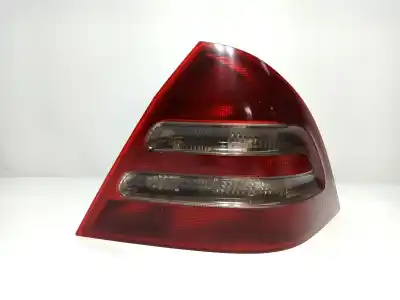 Second-hand car spare part Right Tailgate Light for MERCEDES-BENZ CLASE C (W203) BERLINA 220 CDI (203.006) OEM IAM references A2038200264  
