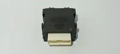 Pezzo di ricambio per auto di seconda mano Modulo Elettronico per TOYOTA YARIS Hybrid Active Riferimenti OEM IAM 859400D030  4230002060