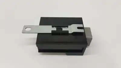 Second-hand car spare part windshield wiper control unit for land rover evoque dynamic oem iam references lr079063 bj3217509ad bj3217509ac / lr033016