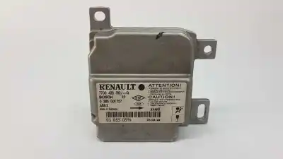 Автозапчастина б/у блок управління подушками безпеки для RENAULT CLIO II FASE I (B/CBO) 1.2 Посилання на OEM IAM 7700428310 8200375761 0285001157