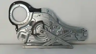 Recambio de automóvil de segunda mano de ELEVALUNAS DELANTERO DERECHO para KIA SPORTAGE  referencias OEM IAM 824813U000 824803U130 / 82481-3U000 82480-3U130