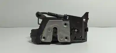 Pezzo di ricambio per auto di seconda mano Serratura Porta Anteriore Destra per RENAULT CAPTUR Intens Riferimenti OEM IAM 805022764R  40627224