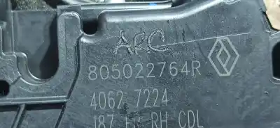 Peça sobressalente para automóvel em segunda mão fechadura da porta dianteira direita por renault captur intens referências oem iam 805022764r  40627224