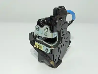 Peça sobressalente para automóvel em segunda mão fechadura da porta dianteira direita por kia stonic (ybcuv) business referências oem iam 81320h8050