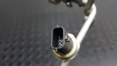 Автозапчастина б/у труби кондиціонації для dacia dokker express ambiance посилання на oem iam 924400562r  