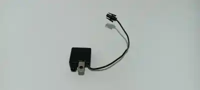 Автозапчастина б/у антена для land rover range rover (lm) v8 td vogue посилання на oem iam lr018098  ah4218k891aa