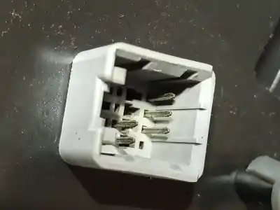 Peça sobressalente para automóvel em segunda mão espelho retrovisor direito por kia pro_cee´d ex referências oem iam 876201h151  