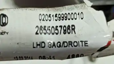 Автозапчастина б/у правий ліхтар для renault clio iv expression посилання на oem iam 265505796r  