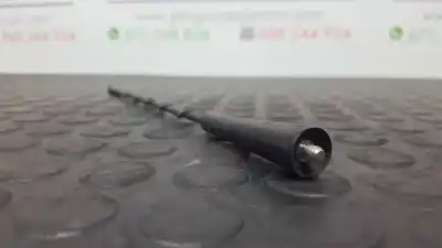 Peça sobressalente para automóvel em segunda mão antena por renault clio iv business referências oem iam 8200500322  