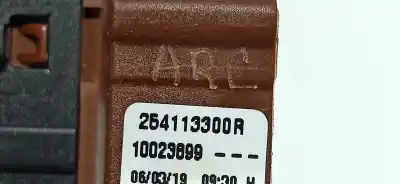 Second-hand car spare part left front power window switch for renault captur intens oem iam references 254113300r  10023899