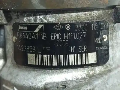 Pezzo di ricambio per auto di seconda mano pompa diniezione per renault clio ii fase i (b/cbo) 1.9 diesel riferimenti oem iam 7700115073 r8640a111b 8200748341