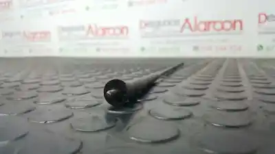 Peça sobressalente para automóvel em segunda mão antena por renault clio iii expression referências oem iam 8200500322  