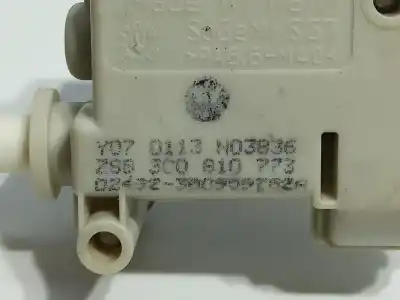 Автозапчасти б/у наружная крышка двигателя топливо за volkswagen passat variant (3c5) advance ссылки oem iam 3c0810773  3c0810773a