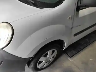 Автозапчасти б/у левое переднее крыло за renault kangoo furgón compact comfort ссылки oem iam 7701478211