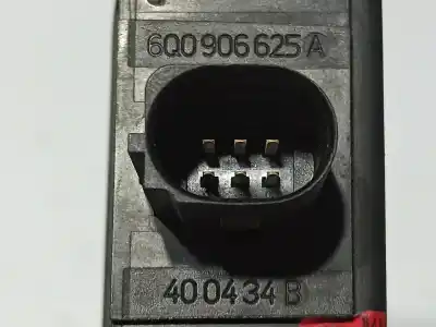 Автозапчастина б/у електронний модуль для skoda fabia (6y2/6y3) spirit посилання на oem iam 6q0906625a  400434b