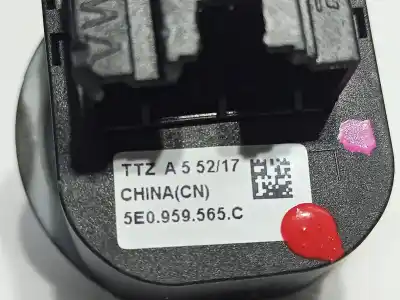 Автозапчасти б/у управление зеркалом за skoda octavia lim. (5e3) ambition ссылки oem iam 5e0959565c  5e0959565cwhi