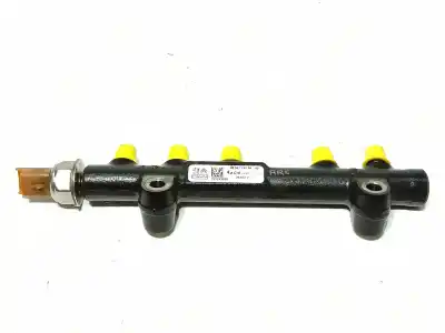 Автозапчастина б/у рампа инжектора для citroen c4 picasso feel посилання на oem iam 9804776780  