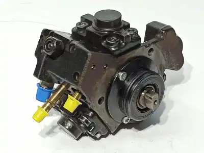 Автозапчастина б/у насос инжекційний для opel corsa d cosmo посилання на oem iam 55572537  0445010204