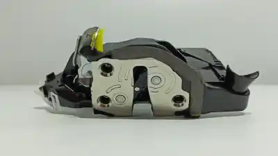 Peça sobressalente para automóvel em segunda mão fechadura da porta dianteira esquerda por toyota yaris active referências oem iam 690400d520