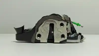 Recambio de automóvil de segunda mano de Cerradura Puerta Delantera Derecha para TOYOTA YARIS Active referencias OEM IAM 690300D540  U3111130F3