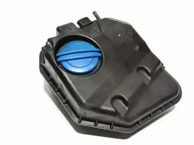 Second-hand car spare part coolant expansion tank for porsche cayenne (typ 9pa) s oem iam references 7l0121407f  