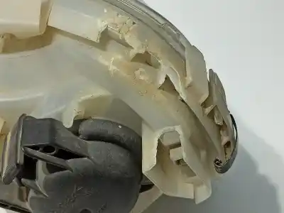 Автозапчасти б/у правая фара за smart coupe cdi básico ссылки oem iam q0013464v001000000  q0013464v002000000