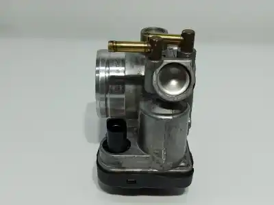 Автозапчастина б/у коробка метелика для audi a3 (8l) 1.6 ambiente посилання на oem iam 06a133062a  