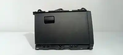 Pezzo di ricambio per auto di seconda mano SCATOLA DI GUANTI per TOYOTA COROLLA (E21)  Riferimenti OEM IAM 5555002540C0 5555002540 5555202490