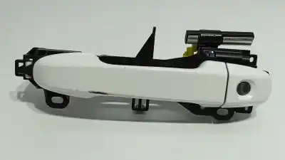 Peça sobressalente para automóvel em segunda mão puxador exterior dianteiro esquerdo por toyota yaris active referências oem iam 692020d070