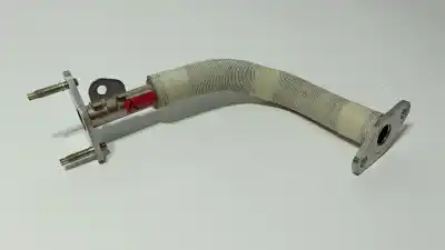 Peça sobressalente para automóvel em segunda mão tubo por toyota yaris active referências oem iam 2561047010