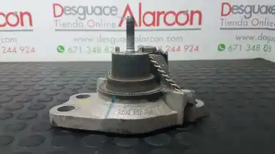 Pièce détachée automobile d'occasion Support Moteur pour RENAULT CLIO II FASE I (B/CBO) 1.9 dTi Diesel 80 CV / 59 KW Références OEM IAM 8200267625  820015625