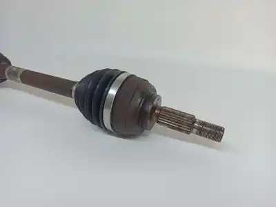 Second-hand car spare part front right transmission for renault modus confort dynamique oem iam references 8200261841  8200618111