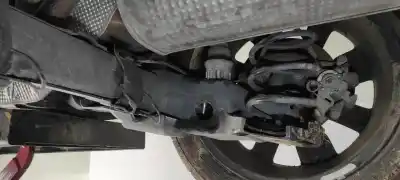 Peça sobressalente para automóvel em segunda mão charrió / suporte de eixo de trás por citroen c3 97 edition referências oem iam 1607197180  