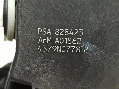 Second-hand car spare part right side door lock for peugeot partner kombi premium oem iam references 9144g0  
