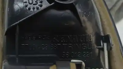 Peça sobressalente para automóvel em segunda mão puxador interior traseiro esquerdo por renault clio ii fase ii (b/cb0) authentique referências oem iam 7700423887  96012221