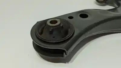 Pezzo di ricambio per auto di seconda mano braccio sospensione inferiore anteriore destro per toyota corolla (e21) hybrid active riferimenti oem iam 4806802330  