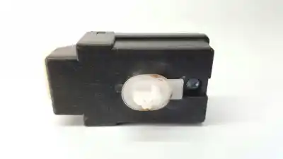 Pezzo di ricambio per auto di seconda mano relè per lexus ct 200h riferimenti oem iam 8651676010  