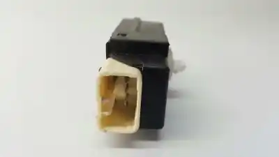 Pezzo di ricambio per auto di seconda mano relè per lexus ct 200h riferimenti oem iam 8651676010  