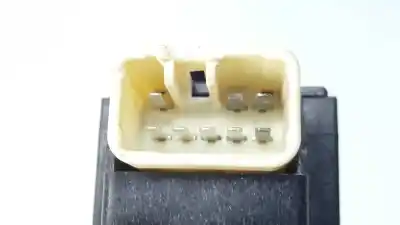 Pezzo di ricambio per auto di seconda mano relè per lexus ct 200h riferimenti oem iam 8651676010  