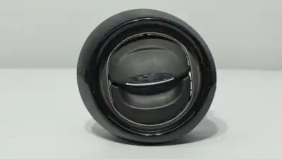 İkinci el araba yedek parçası  için RENAULT CAPTUR  OEM IAM referansları 687606926R  687605401R