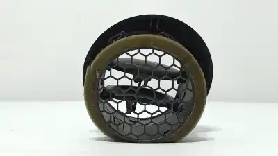 Peça sobressalente para automóvel em segunda mão saída de ar lateral esquerda por renault captur adventure referências oem iam 687606926r  687605401r