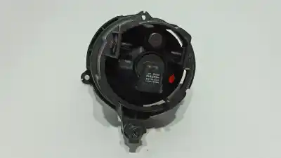 Second-hand car spare part right fog light for ssangyong actyon 200 xdi oem iam references 8320221001  