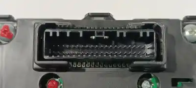 Peça sobressalente para automóvel em segunda mão quadrante por renault clio v business referências oem iam 248095640r  248094828r