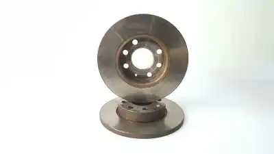 Pièce détachée automobile d'occasion disque de frein avant pour opel corsa b viva références oem iam 90008005
