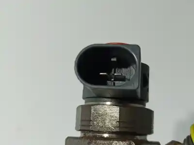 Second-hand car spare part injector for audi q5 (8r) 2.0 tdi quattro (140kw) oem iam references 04l130277ae  0445110471